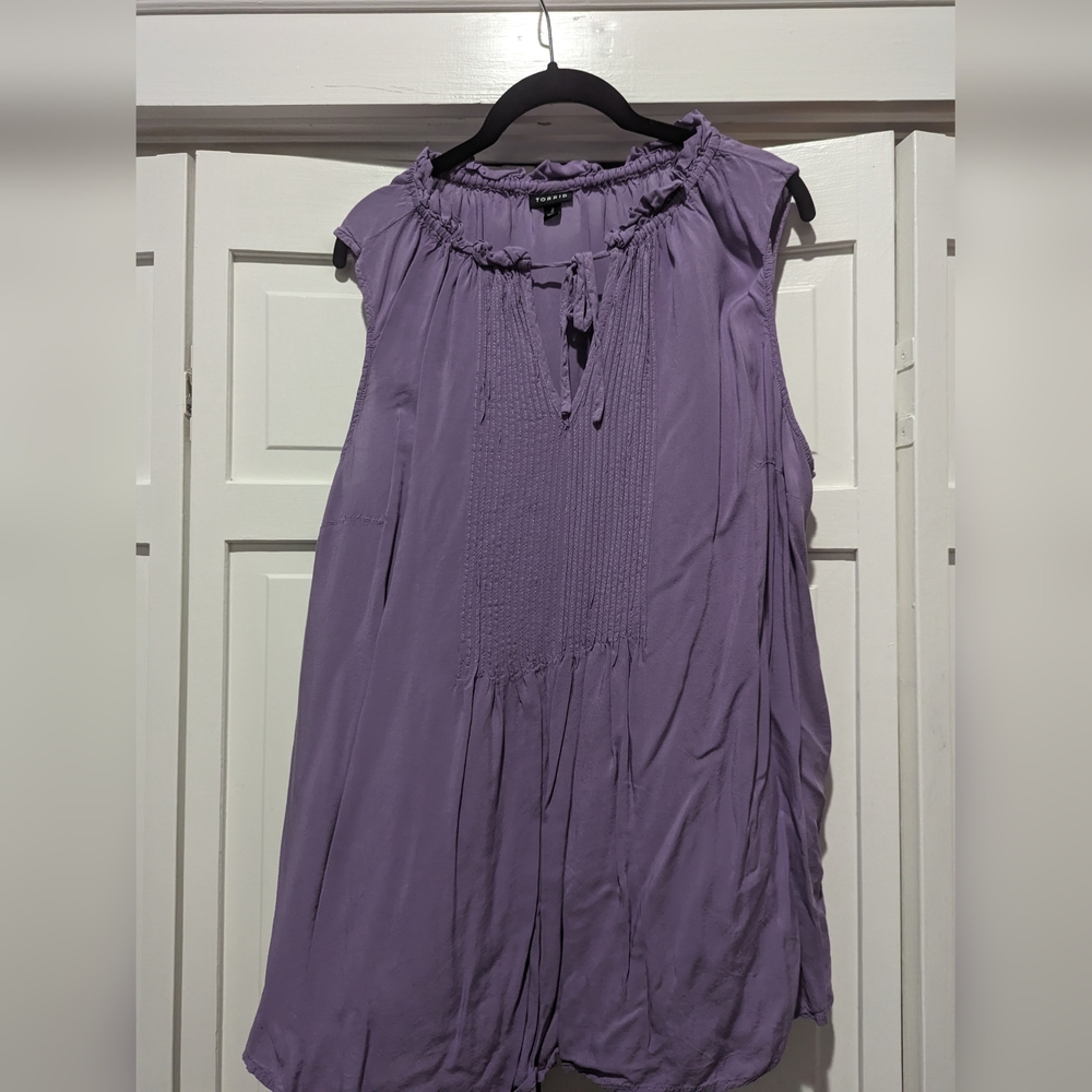 Torrid Size 2 Sleveless